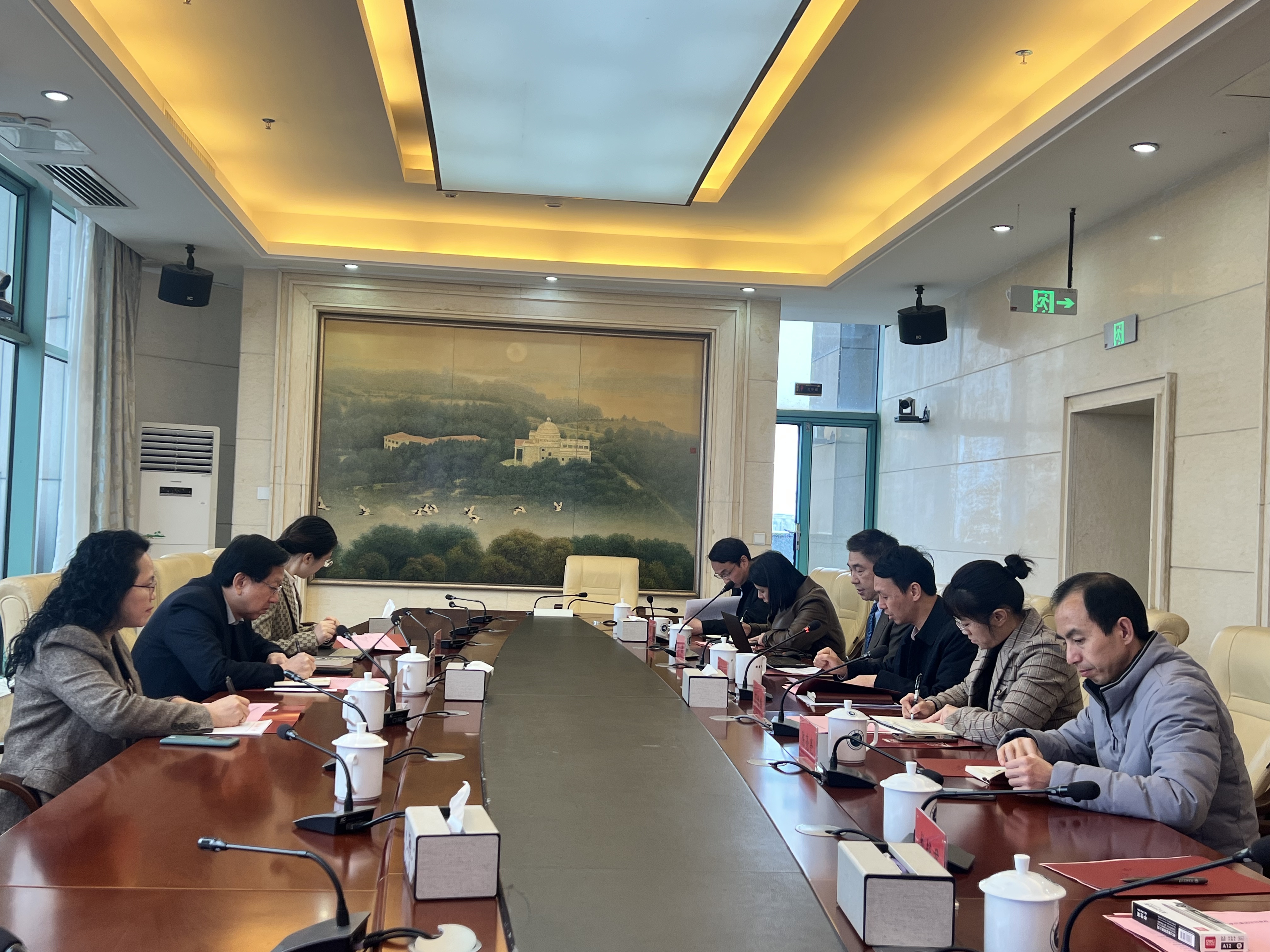 ec0ade6ef8c4bbe8966f521c22d1c0e7