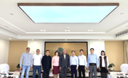 摩尔多瓦康斯坦丁·斯特雷欧洲政治经济研究大学代表团来访